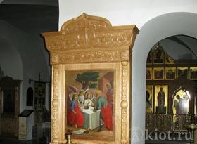 Киот напольный резной г. Долгопрудный Киот напольный резной г. Долгопрудный