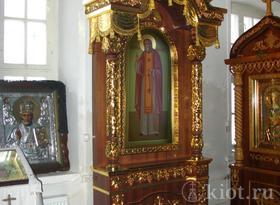 Киот напольный, резной Киот напольный, резной