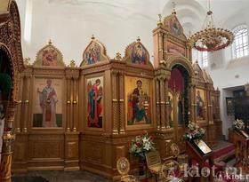 Иконостас деревянный. Крупнорельефная резьба, золочение. Храм Иоанна Предтечи г.Калуга Иконостас деревянный. Крупнорельефная резьба, золочение. Храм Иоанна Предтечи г.Калуга